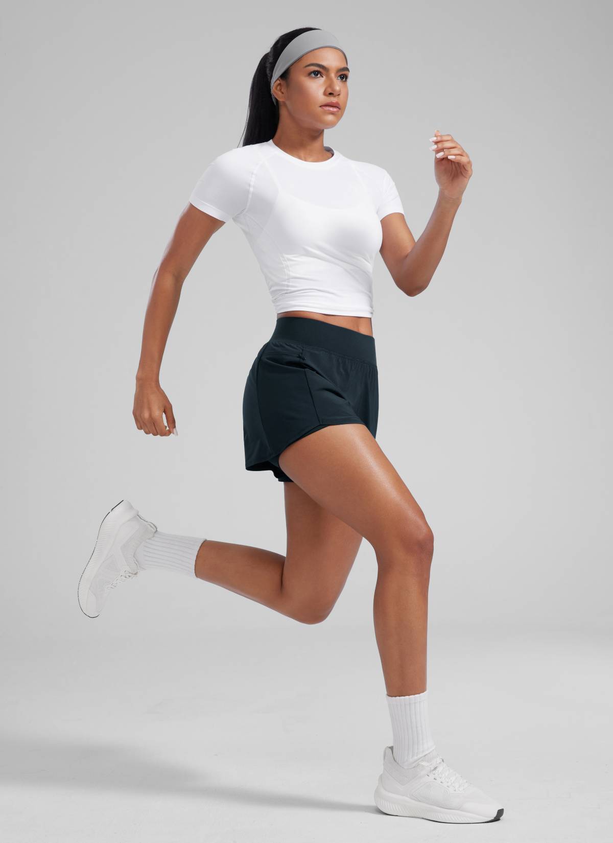 CRZ YOGA Damen 2 in 1 Laufshorts mit Reißverschlusstaschen - 8 cm Echte Marine