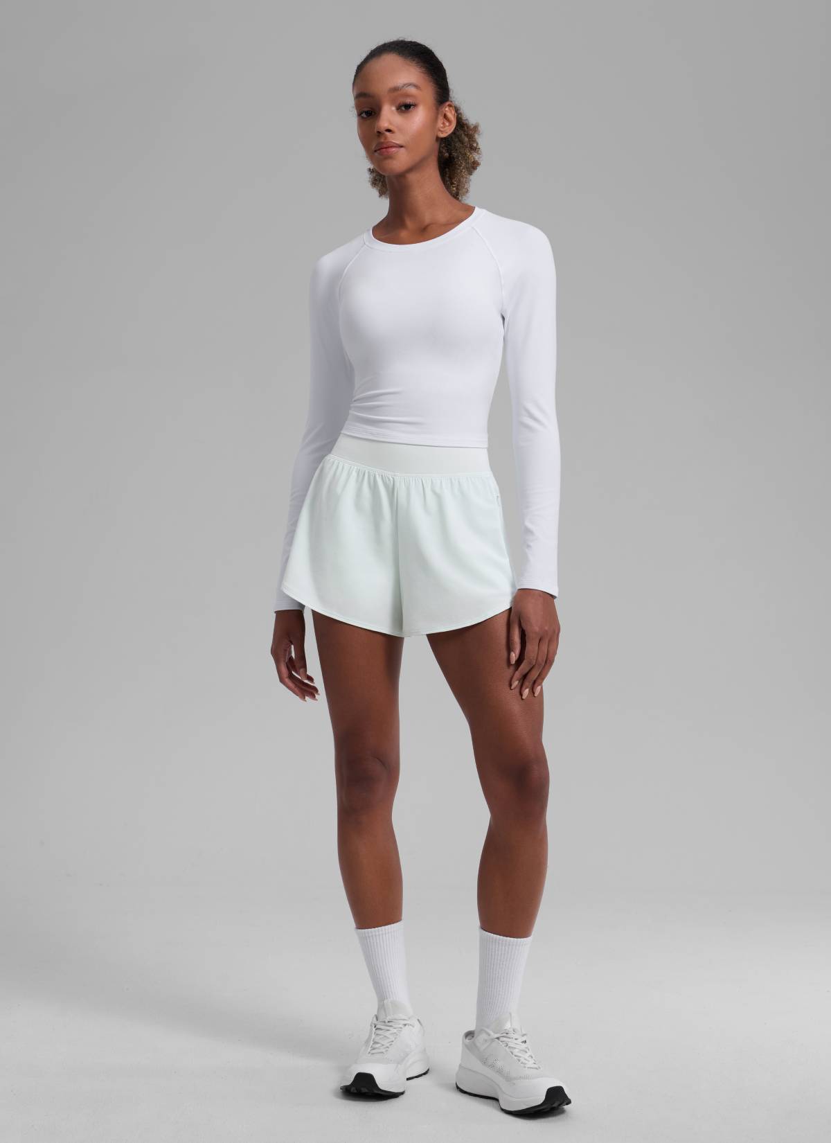 CRZ YOGA Damen 2 in 1 Laufshorts mit Reißverschlusstaschen - 8 cm Meeresluft