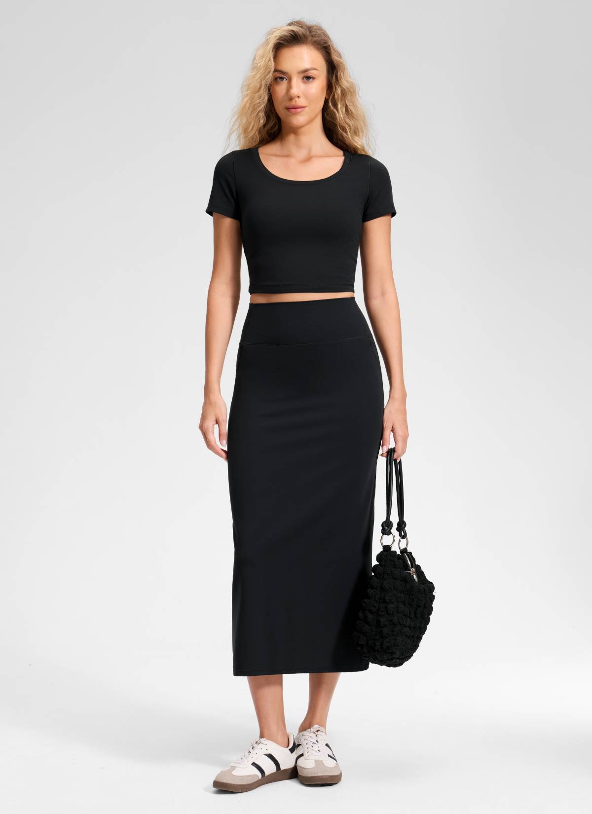 CRZ YOGA Damen Butterlift Maxi Bleistiftrock mit Rückenschlitz Schwarz @model_info:Anna
