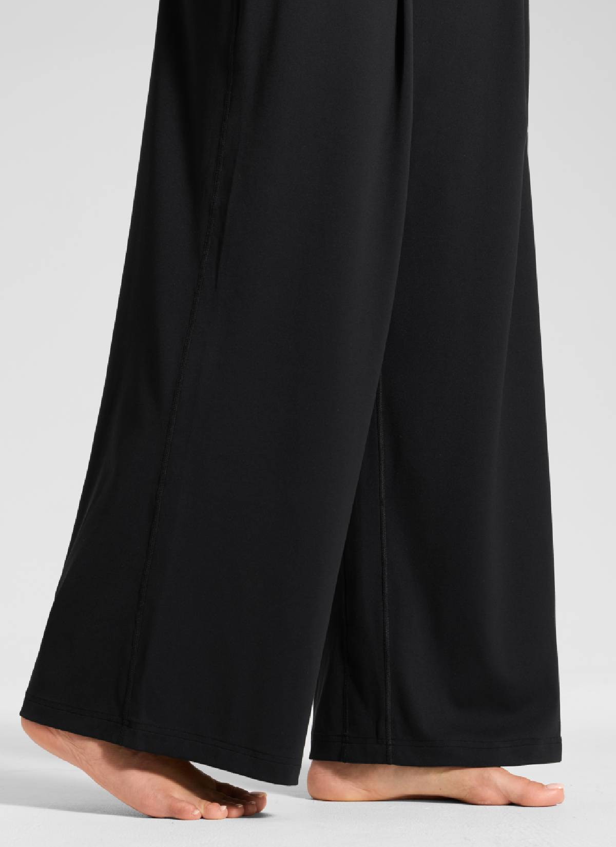 CRZ YOGA Damen Butterluxe Palazzo Hose mit Taschen und Falten - 76cm Schwarz
