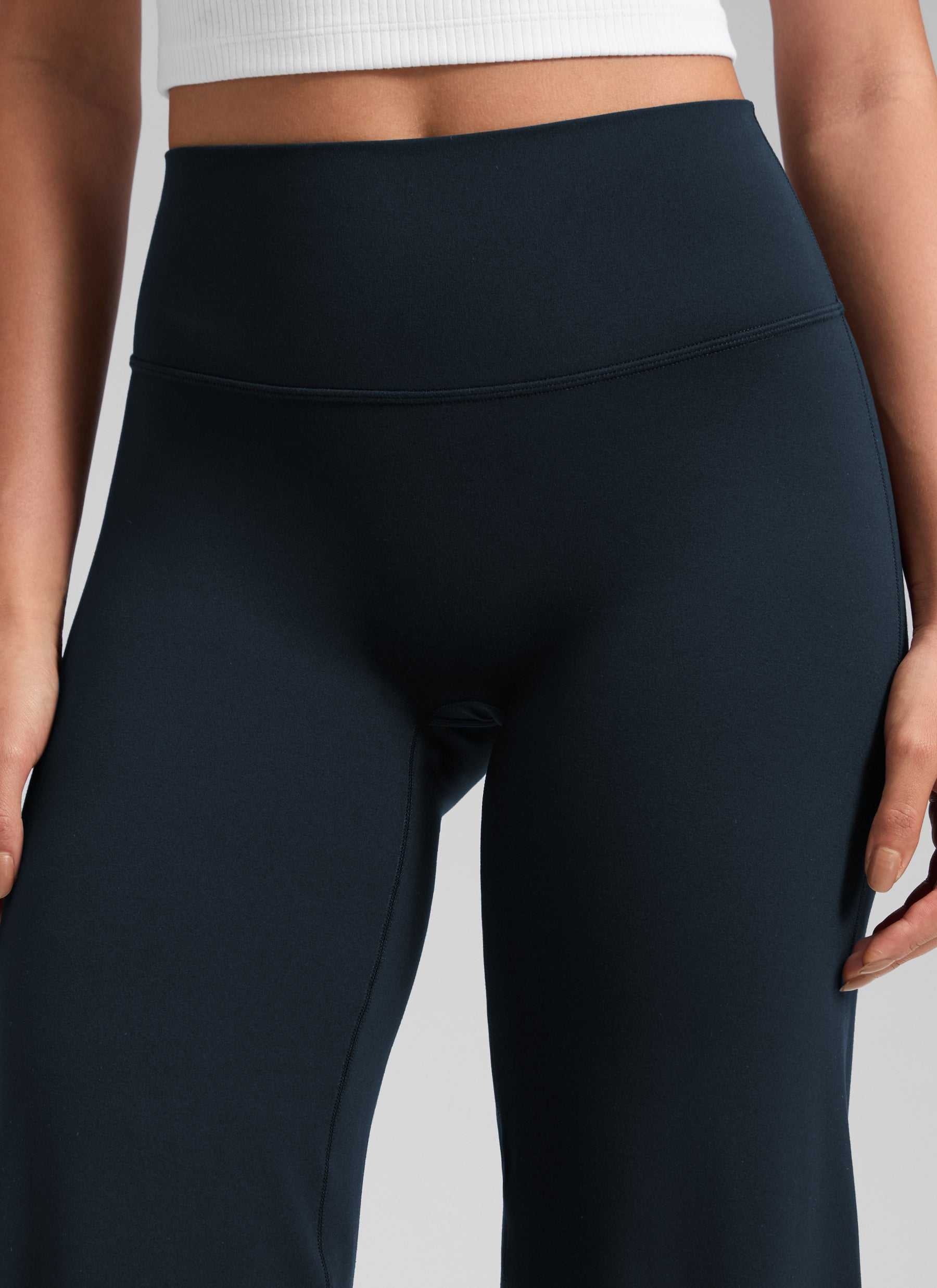 CRZ YOGA Damen Softretch Hohe Taille Weites Bein Yoga Leggings - 81cm Echte Marine