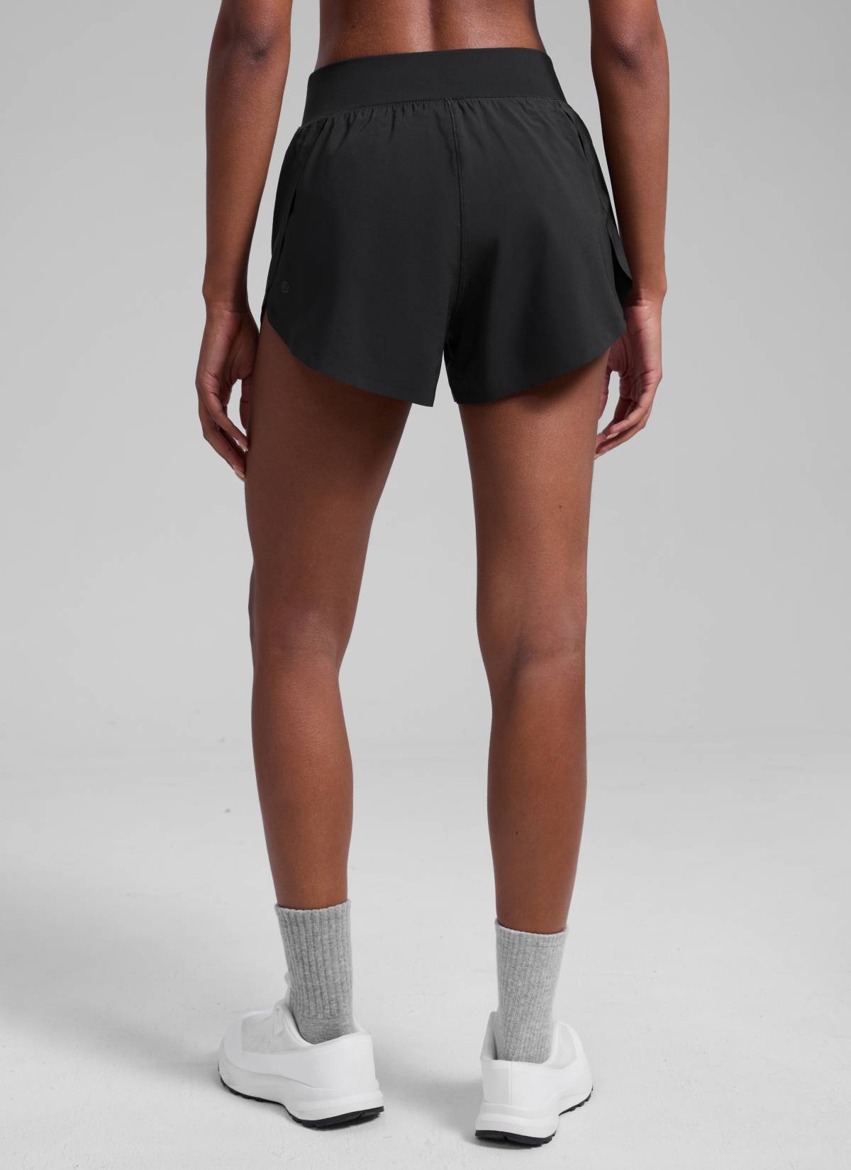 CRZ YOGA Damen Splits Sport Shorts mit Reißverschlusstasche - 7,6 cm Schwarz