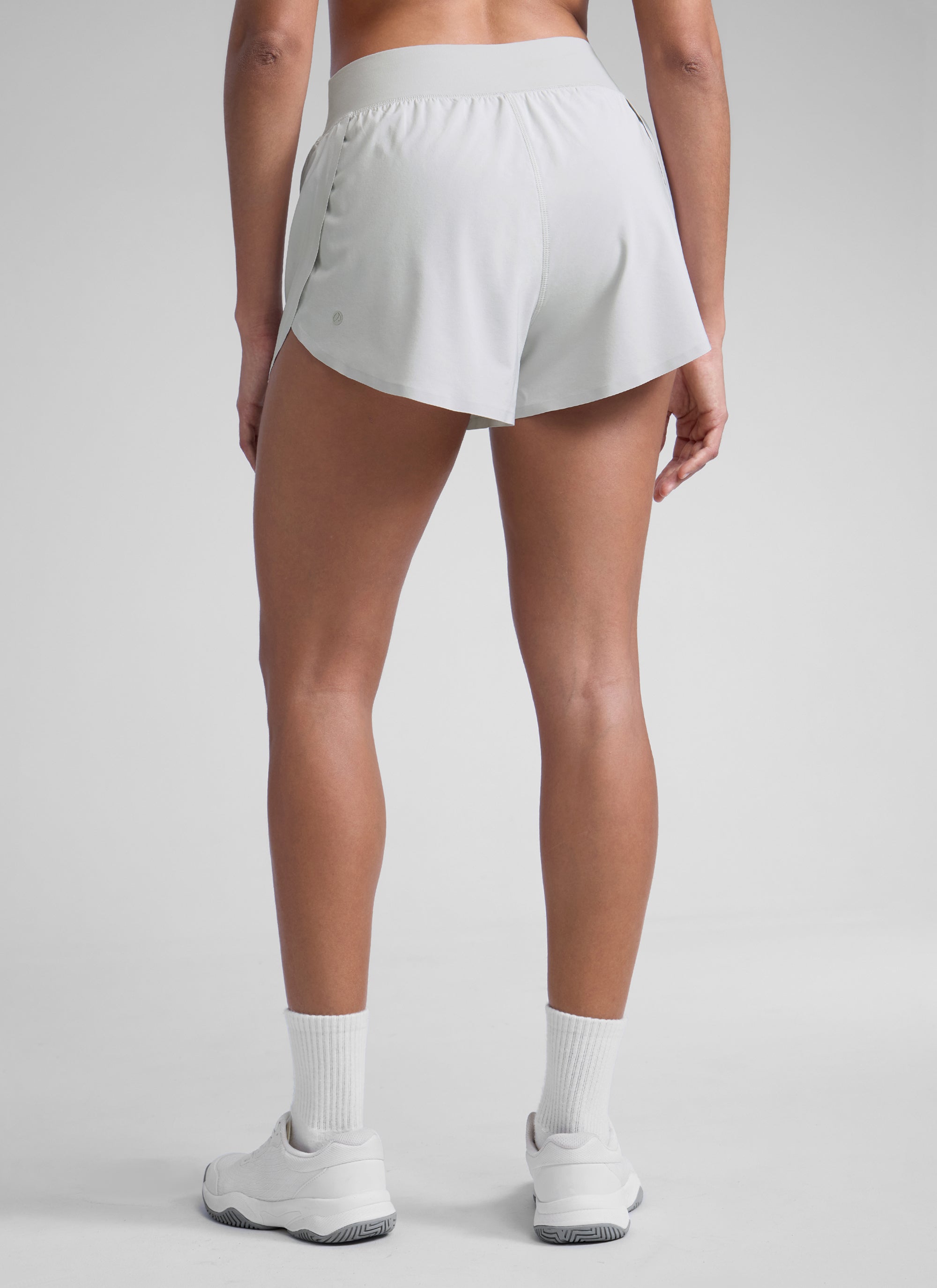 CRZ YOGA Damen Splits Sport Shorts mit Reißverschlusstasche - 7,6 cm Platingrau