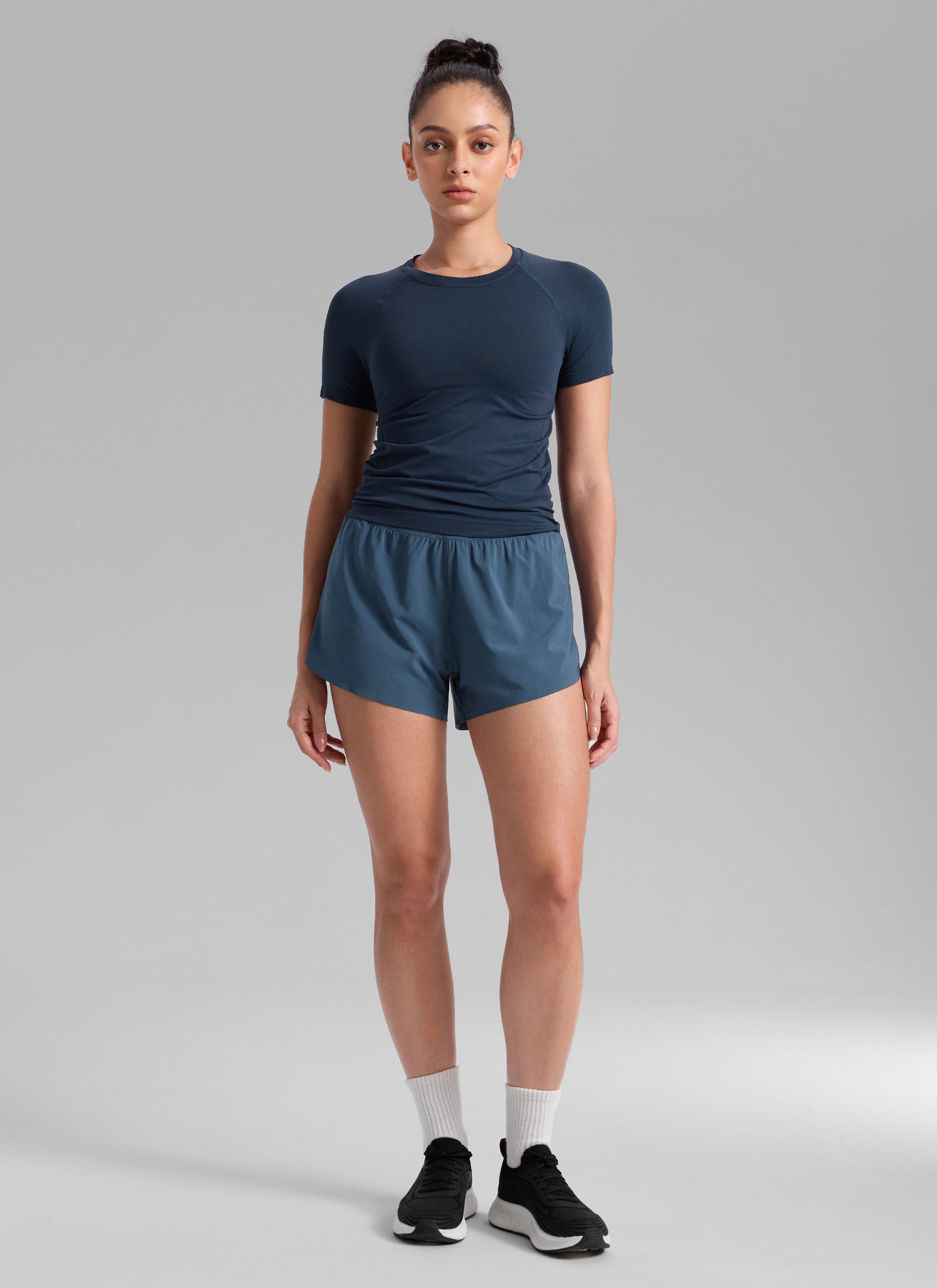 CRZ YOGA Damen Splits Sport Shorts mit Reißverschlusstasche - 7,6 cm Sternenlicht