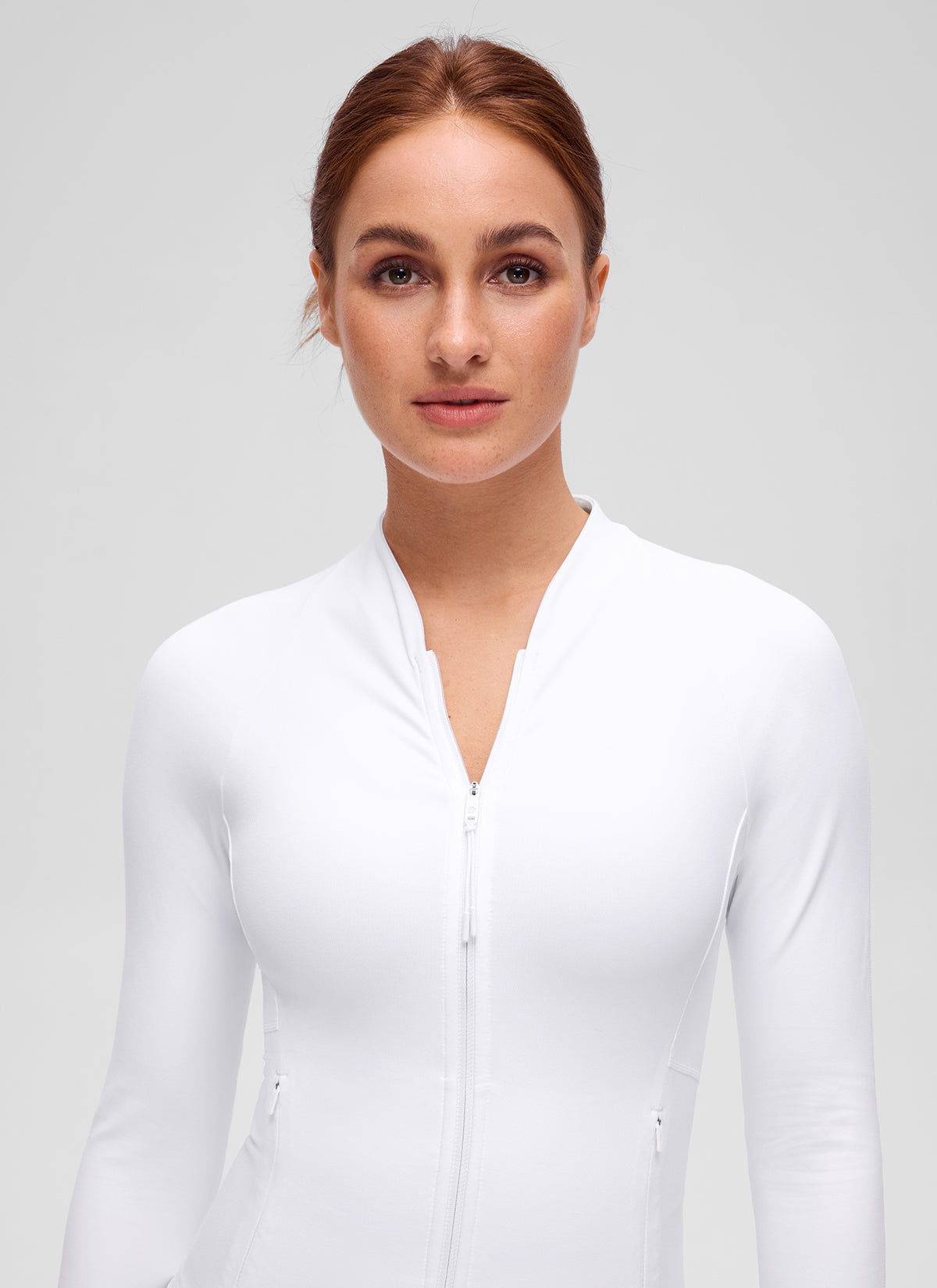 CRZ YOGA Damen Butterluxe V-Neck taillenlang Jacke mit Taschen Weiss