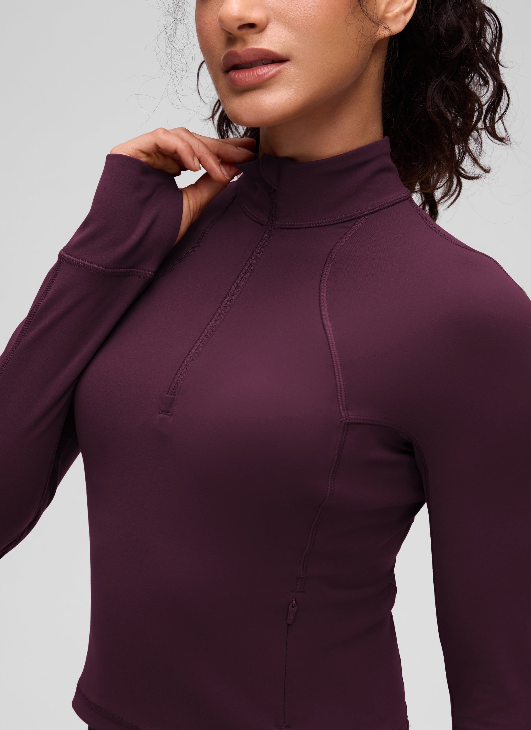 CRZ YOGA Damen Butterluxe Reißverschluss Langarmshirt mit Daumenloch Dunkellila