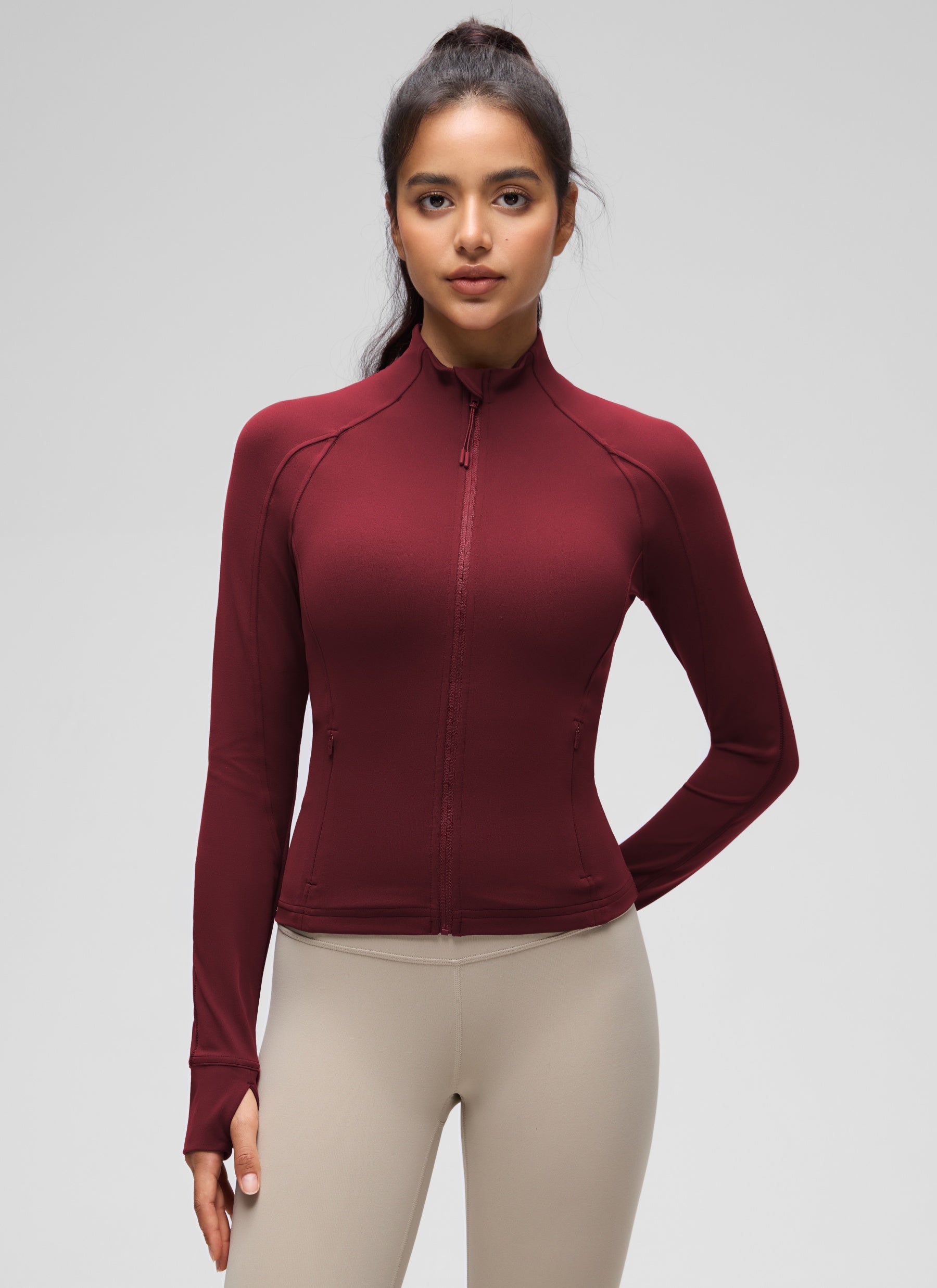CRZ YOGA Damen Butterluxe Full Zipper Sport Jacke mit Daumenloch Burgund-Bucht @model_info:S1