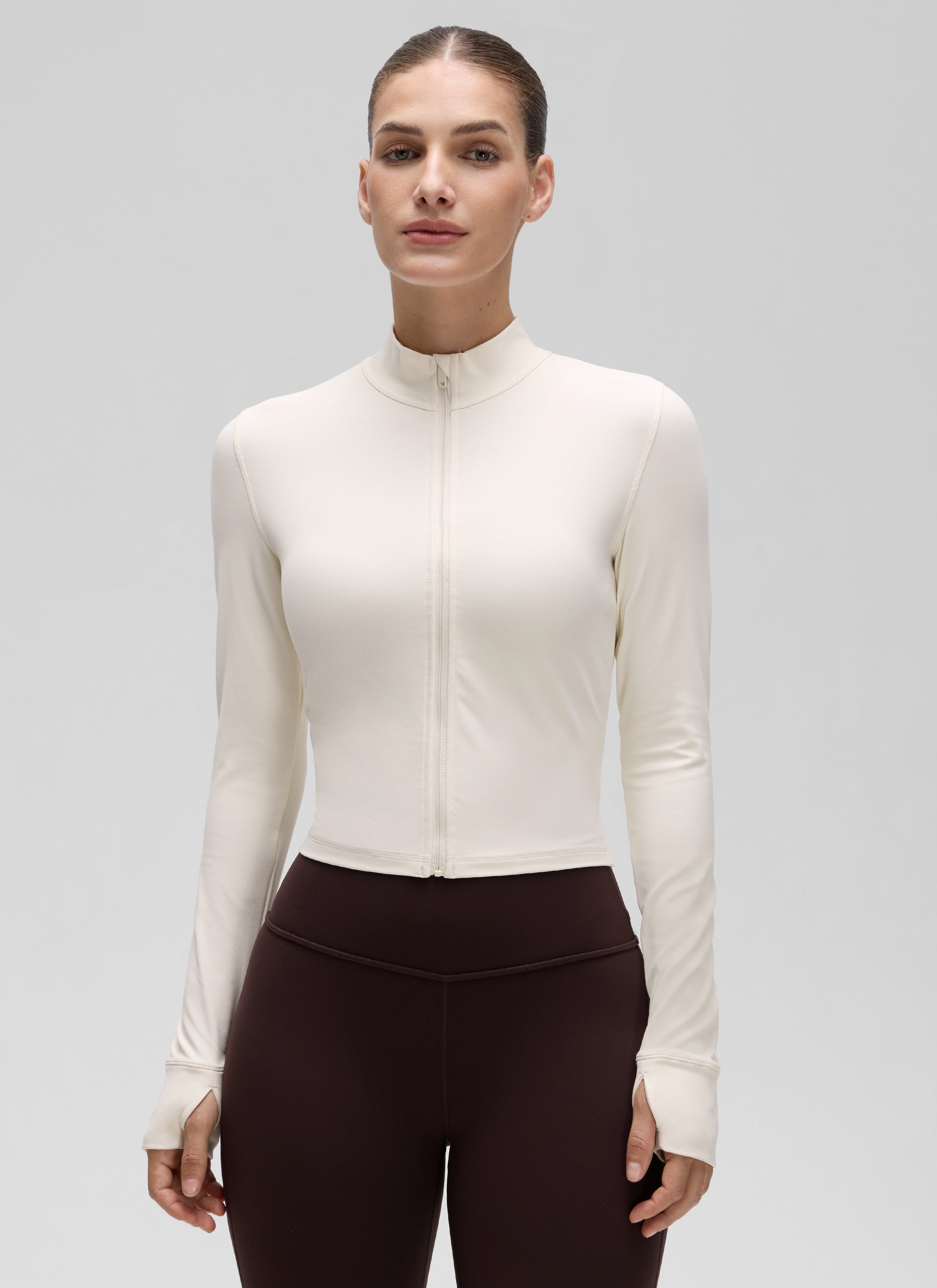 CRZ YOGA Damen Butterluxe Reißverschluss Cropped Jacke mit Daumenloch Weiße Aprikose