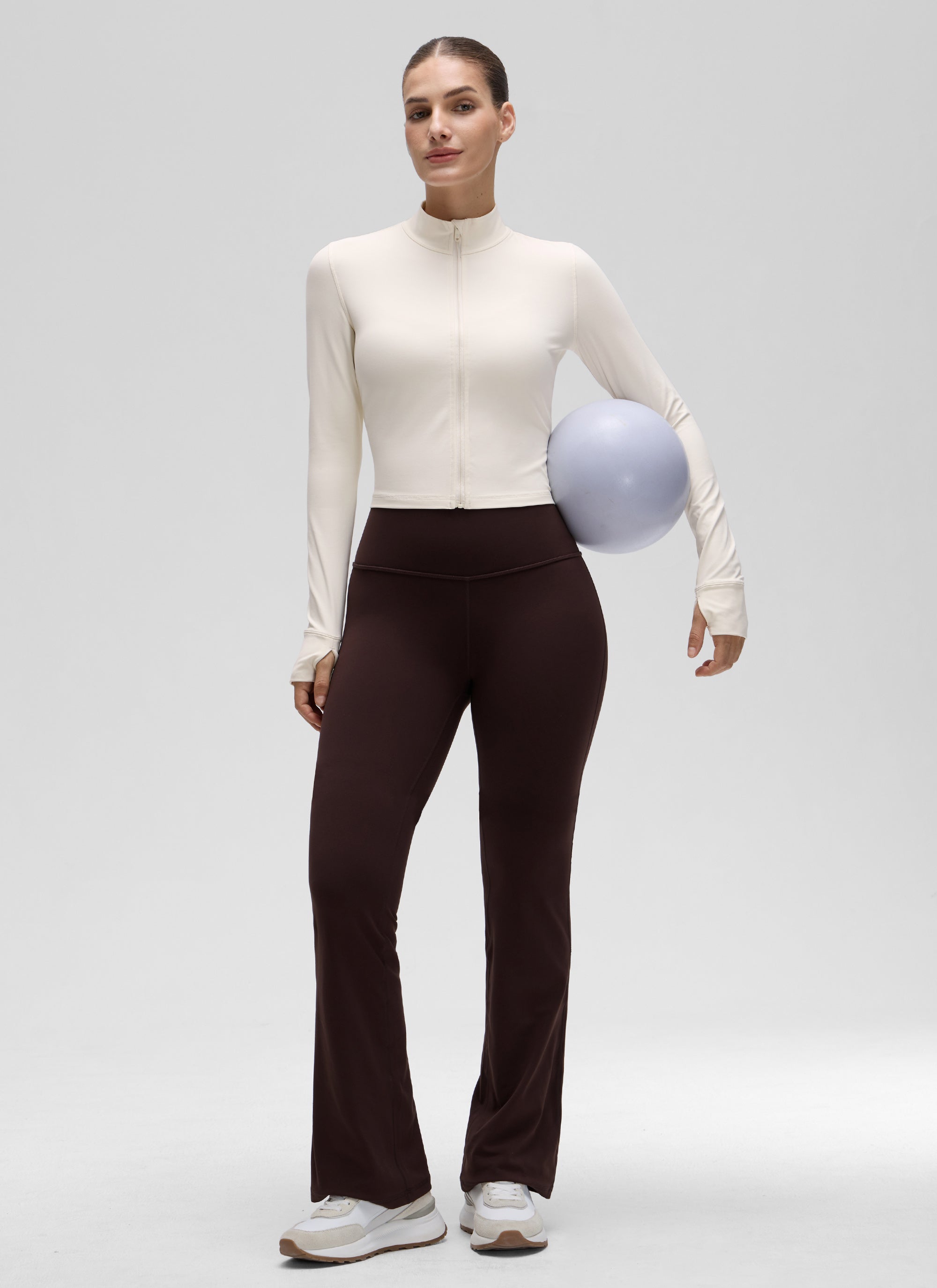 CRZ YOGA Damen Butterluxe Reißverschluss Cropped Jacke mit Daumenloch Weiße Aprikose