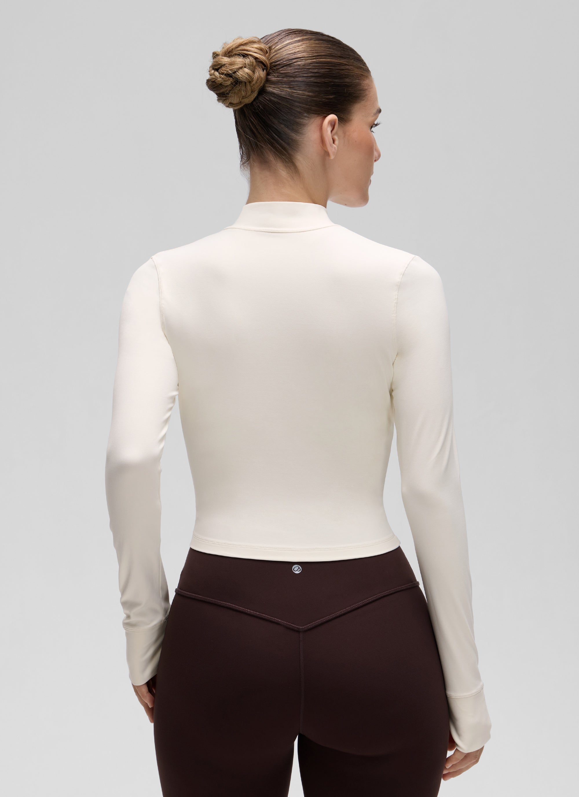 CRZ YOGA Damen Butterluxe Reißverschluss Cropped Jacke mit Daumenloch Weiße Aprikose