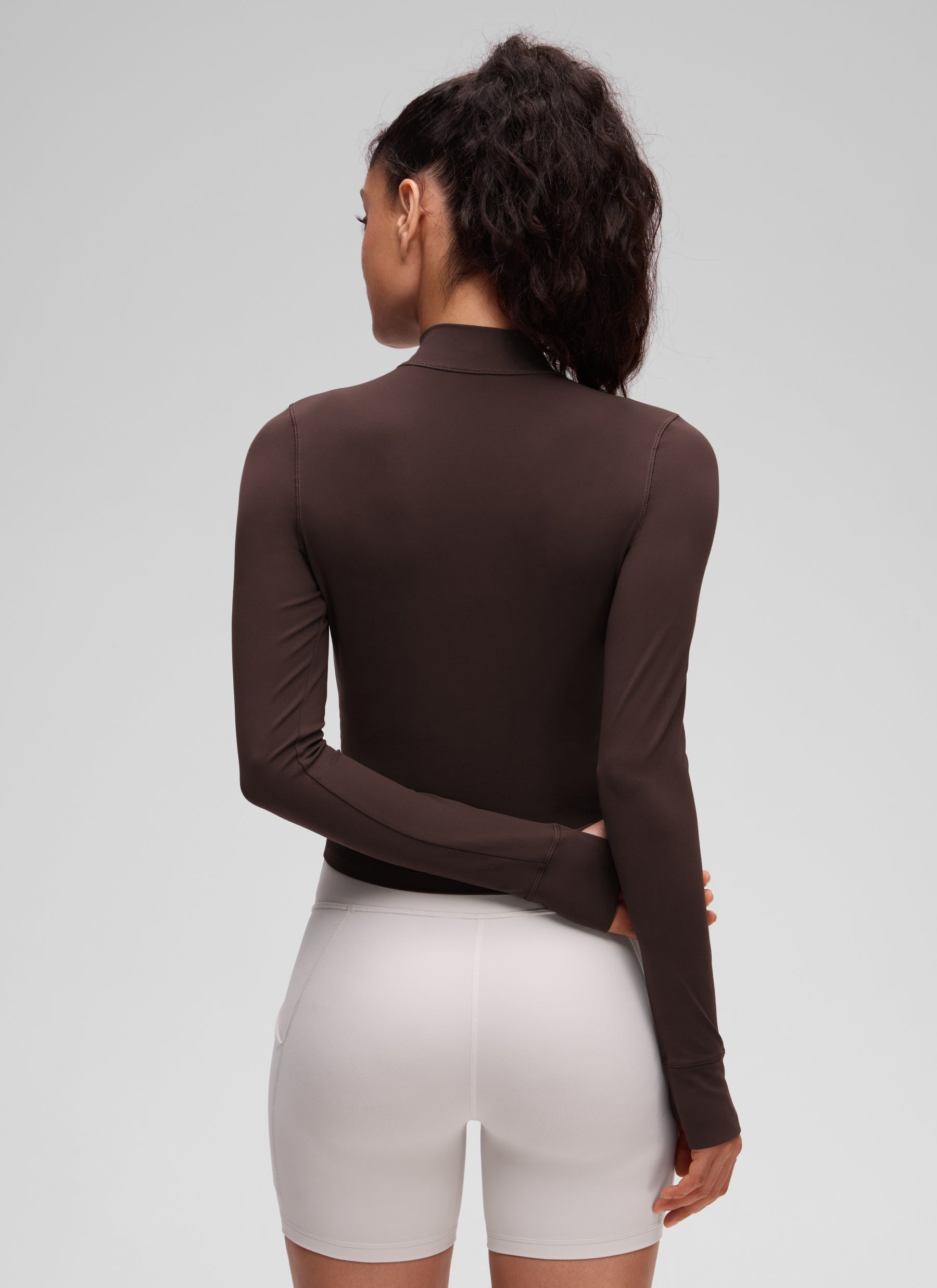 CRZ YOGA Damen Butterluxe Reißverschluss Cropped Jacke mit Daumenloch Heißes Fudge-Brown