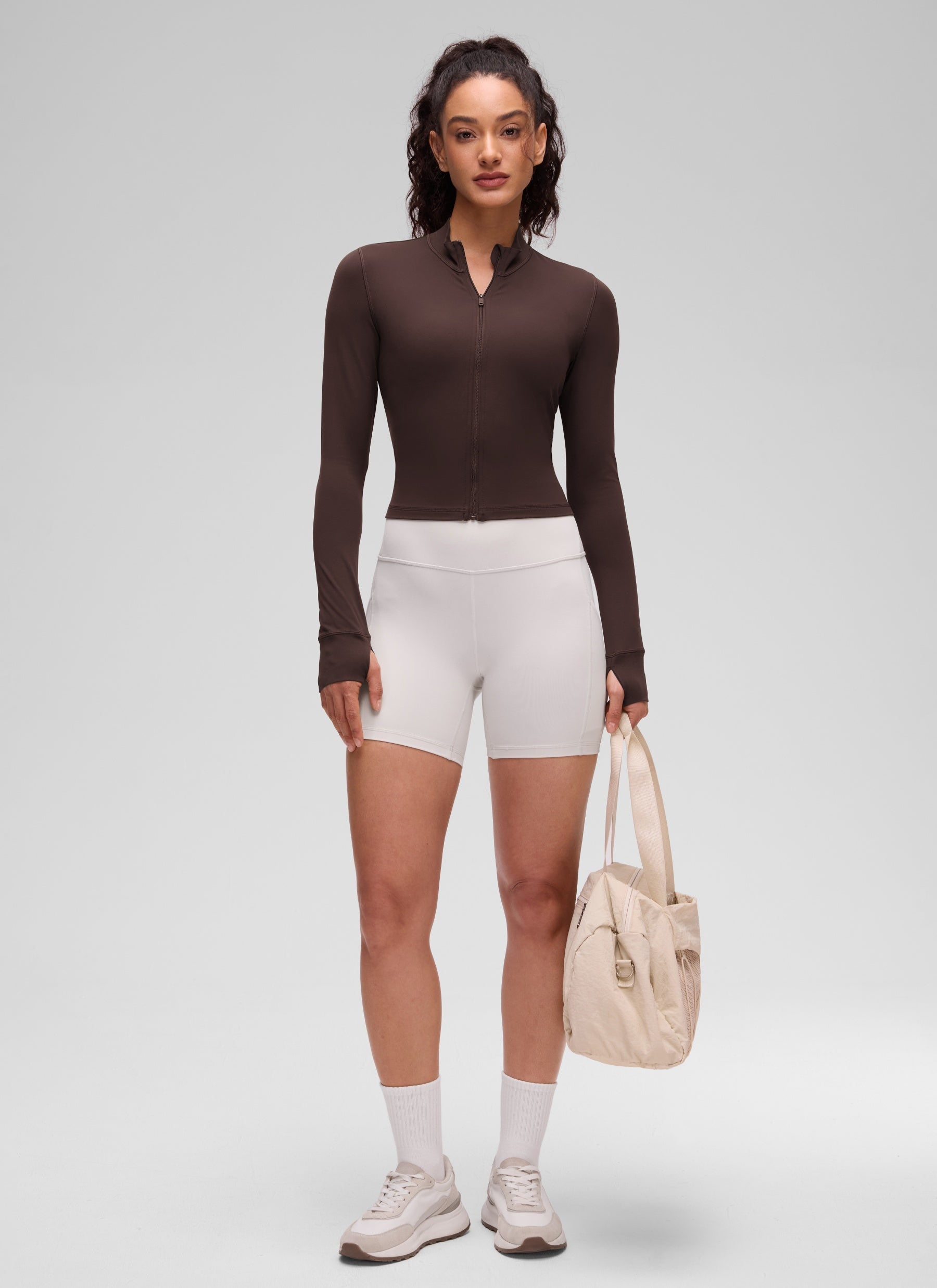 CRZ YOGA Damen Butterluxe Reißverschluss Cropped Jacke mit Daumenloch Heißes Fudge-Brown