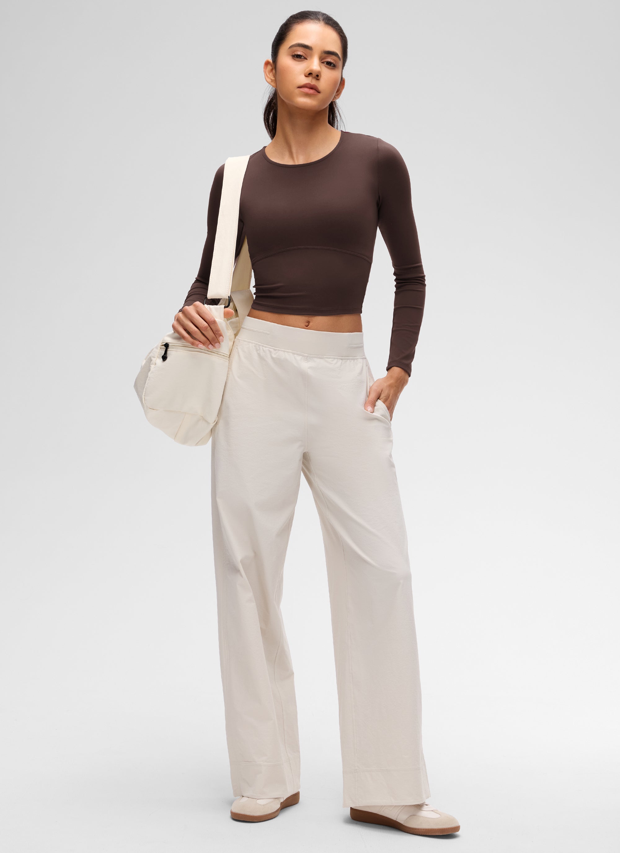 CRZ YOGA Damen Rundhalsausschnitte Leichtes Langarm Shirt Heißes Fudge-Brown